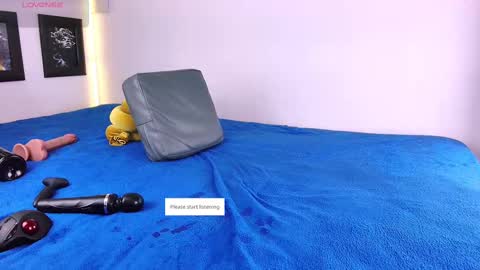 Snapshot of lenaandwilliam chatting on September 2025 08:02:02 PM Lenaandwilliam online show from September 2025 08:02:02 PM