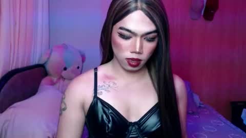 lena online show from December 2025 10:15:01 PM