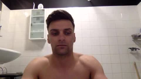 Armando online show from April 2026 10:18:01 PM