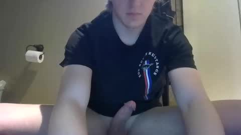 lenewton2004 online show from January 2025 03:53:02 PM