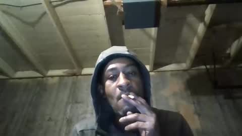 leo199984 online show from November 2025 05:57:02 PM