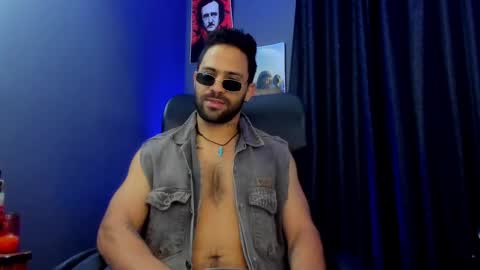 Leo  Diaz online show from January 2025 08:32:01 PM