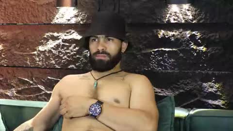 Leo  Diaz online show from September 2025 02:37:02 AM