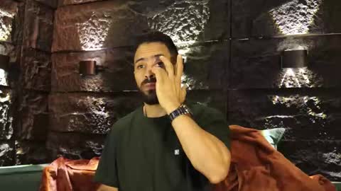 Leo  Diaz online show from October 2025 12:24:01 AM