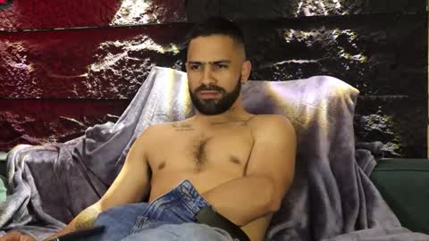 Leo  Diaz online show from October 2025 02:37:02 AM