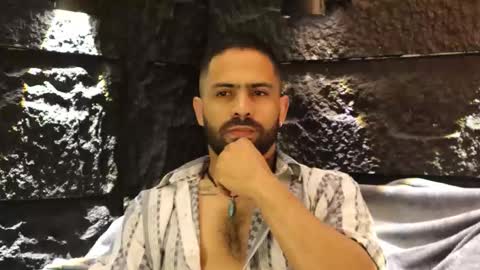 Leo  Diaz online show from November 2025 02:24:01 AM