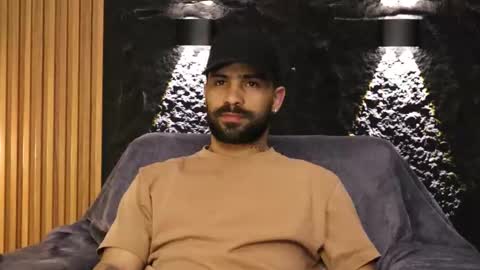 Leo  Diaz online show from February 2026 02:30:01 AM