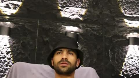 Leo  Diaz online show from April 2026 02:51:02 AM