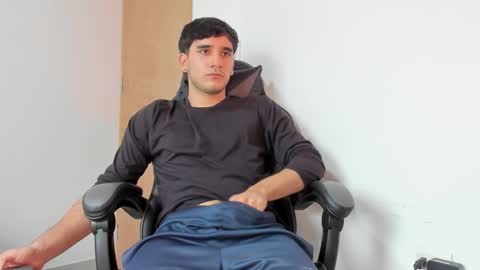 Leo Jones online show from February 2025 09:20:02 PM