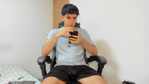 Leo Jones online show from March 2025 07:43:02 PM