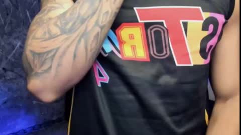 Leo independent model online show from February 2026 02:50:02 AM