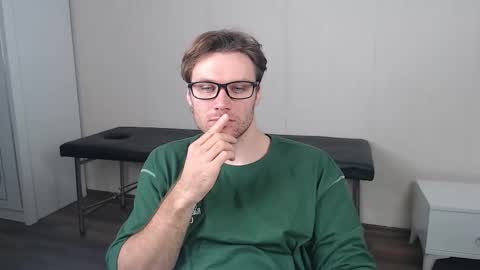 leoackerman online show from November 2025 07:13:01 PM