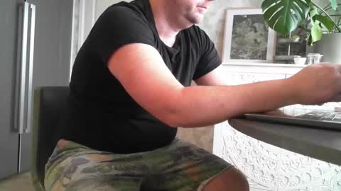 Snapshot of leofromsweden chatting on March 2026 09:02:02 AM Leofromsweden online show from March 2026 09:02:02 AM