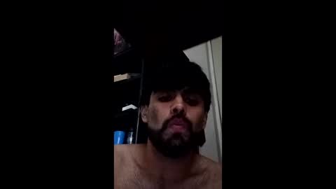Snapshot of leon3lkingggggg chatting on May 2026 08:21:02 AM leon3lkingggggg online show from May 2026 08:21:02 AM