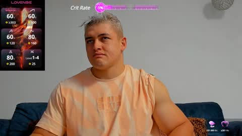 Snapshot of leon_ssmoron chatting on January 2025 11:43:01 AM Leon Smoron online show from January 2025 11:43:01 AM