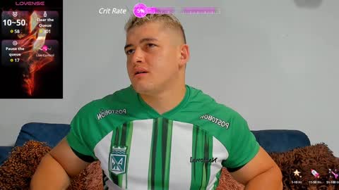 Snapshot of leon_ssmoron chatting on January 2025 10:29:02 AM Leon Smoron online show from January 2025 10:29:02 AM