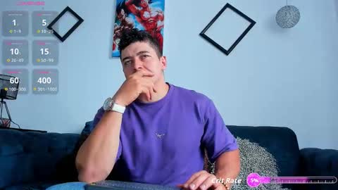 Snapshot of leon_ssmoron chatting on October 2025 12:44:02 PM Leon Smoron online show from October 2025 12:44:02 PM