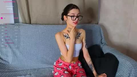 Donna online show from November 2025 02:36:02 AM