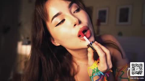 Snapshot of leonamell chatting on February 2025 08:53:02 PM Leo online show from February 2025 08:53:02 PM