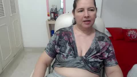 leonela   online show from June 2026 12:14:01 AM