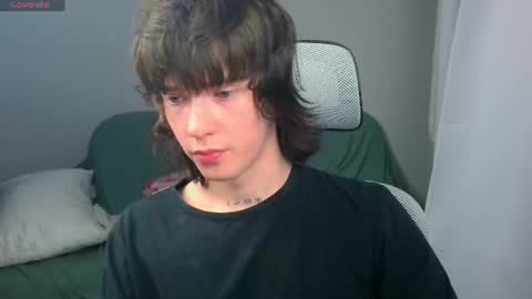 leonkissboy online show from July 2026 04:39:33 PM