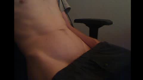 Snapshot of leonmx93 chatting on May 2026 10:03:01 PM leonmx online show from May 2026 10:03:01 PM