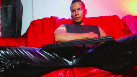 Lenardo jaramillo online show from January 2025 12:06:02 PM