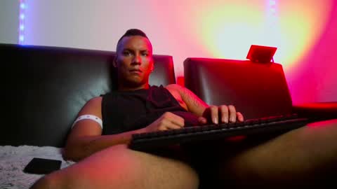 Lenardo jaramillo online show from January 2025 03:07:01 PM