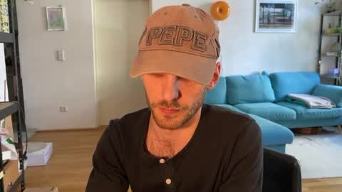 Leon online show from April 2026 12:29:02 PM