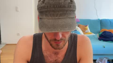 Snapshot of leonvampire chatting on June 2026 10:15:01 AM Leon online show from June 2026 10:15:01 AM
