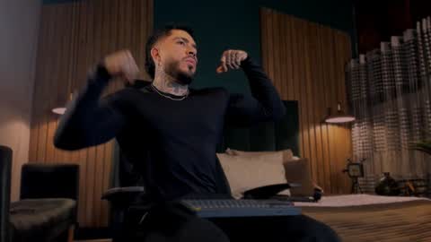 Leo Salvatore online show from February 2025 03:34:02 AM