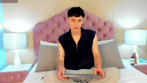 Snapshot of lephystar chatting on June 2026 04:08:01 AM LephyStar online show from June 2026 04:08:01 AM