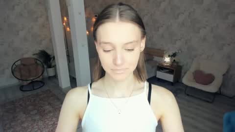 Snapshot of lesigrace chatting on May 2026 08:33:02 AM Sanem online show from May 2026 08:33:02 AM