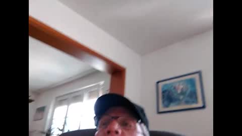 Snapshot of leslee859248 chatting on May 2026 02:00:02 PM leslee859248 online show from May 2026 02:00:02 PM