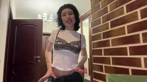 lesleypowderly online show from July 2026 12:46:01 AM