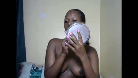 leslie online show from March 2025 01:36:02 AM