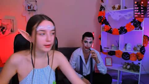 leslie_bird online show from October 2025 08:59:01 AM