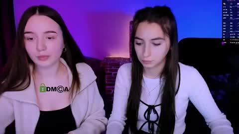 leslie_bird online show from January 2026 10:17:01 AM