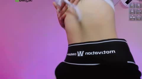 leslie_bird online show from January 2026 09:58:01 AM