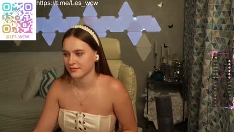 LeslieKorfs online show from November 2025 10:20:02 PM