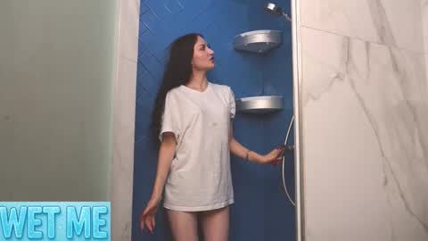 Hi my name is Lessy I am 18 years old. Im new here but I really like making new acquaintances online show from October 2025 01:59:02 AM