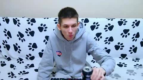 lester_broo online show from May 2026 09:30:02 PM