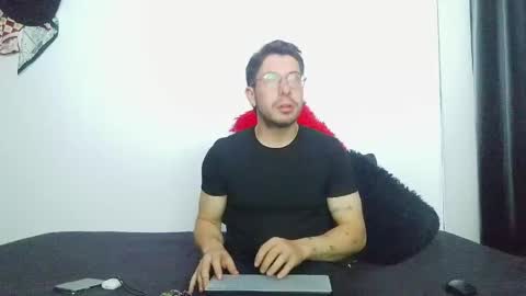 Torres online show from April 2026 12:30:02 AM