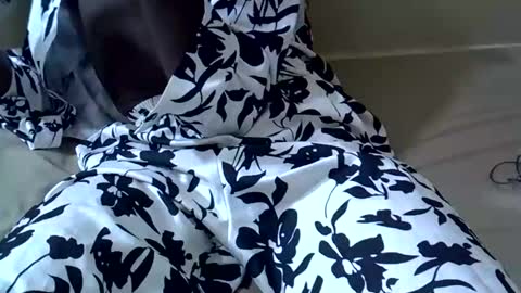 Snapshot of letshaveitbby chatting on November 2025 05:08:01 PM letshaveitbby online show from November 2025 05:08:01 PM