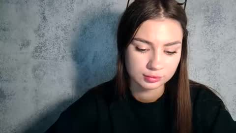 Emily online show from October 2025 11:51:02 AM