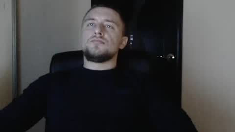 lev1ngston online show from December 2024 09:59:02 PM