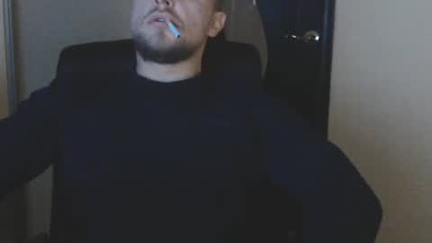 lev1ngston online show from December 2024 05:59:02 AM