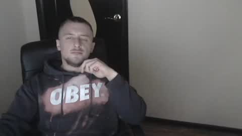 lev1ngston online show from January 2025 08:24:01 AM