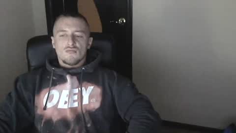 lev1ngston online show from January 2025 12:58:01 PM