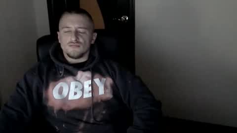 lev1ngston online show from January 2025 04:09:02 AM